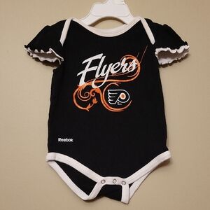 Reebok Philadelphia Flyers onsie/ bodysuit